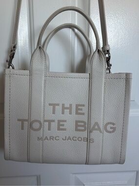 Marc Jacob’s Small The Tote Bag in cotton leather